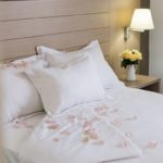 habitación cama king size - Hotel Mena Plaza ** | Hotel en Nerja